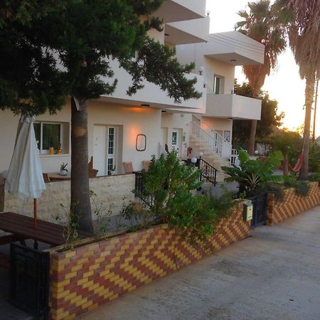 Astrofegia Apartments Near The Sea Agia Marina (Northern Cyprus) Exterior foto