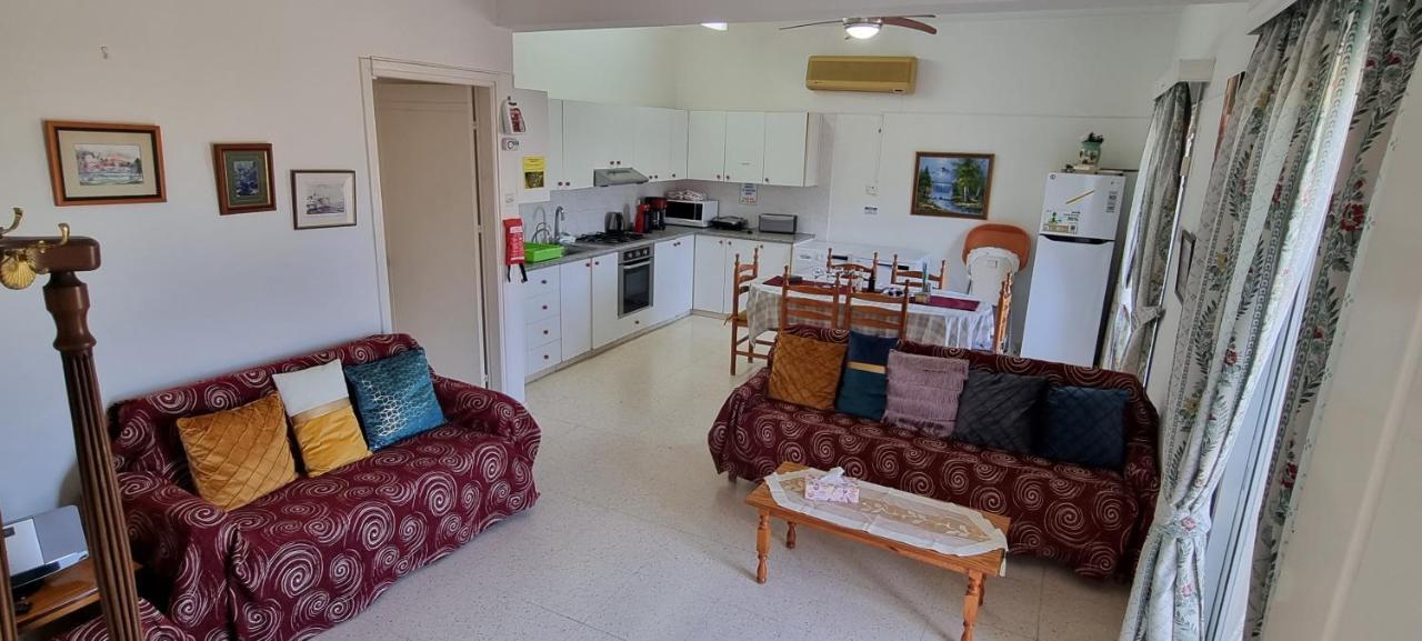 Astrofegia Apartments Near The Sea Agia Marina (Northern Cyprus) Exterior foto